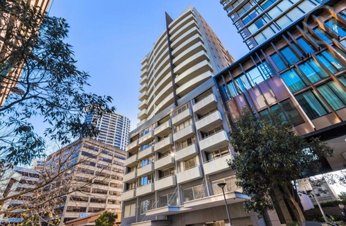 St. Leonards Apartment | St Leonards- LN409 Atchison Street - Spacious 1BR + Study with Balcony Parking Near St Leonards Station