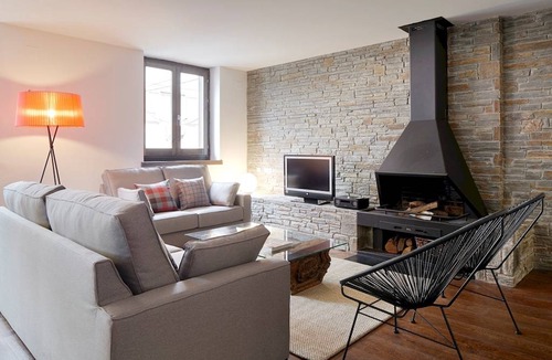 Gessa Apartment | Stadium by FeelFree Rentals