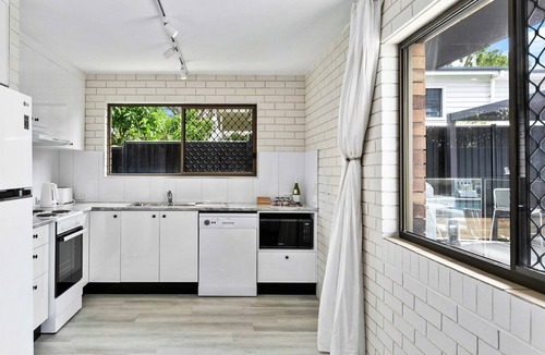 Traviston Apartment | Starfish on Dudley @ burrum