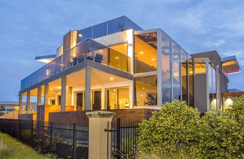 Indented Head Hotel | Starhaven Retreat