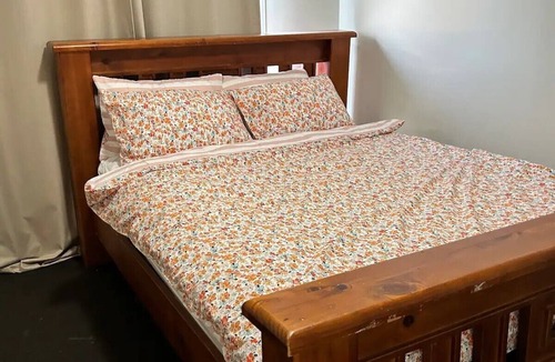 Flagstone House | Stay at Flagstone