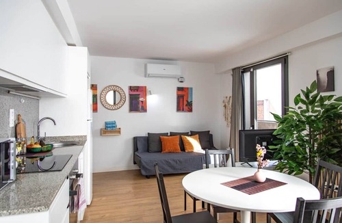 Collblanc y La Torrassa Apartment | StayCampNou Balcony Apartment · Camp Nou · Fira · BCN