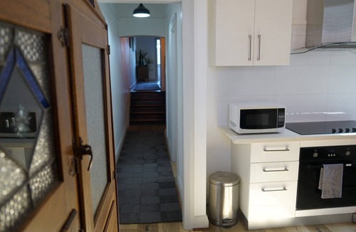 Orange Apartment | Stay on Summer | CBD Apartment