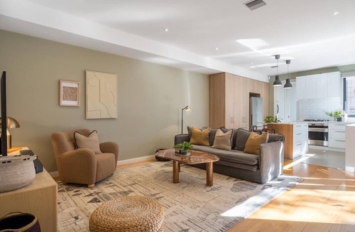 Port Melbourne House | StayCentral - Porte Prince - Princes Street, Port Melbourne - 3 Bedroom, 3 Bed, 2.5 bathroom, 1 Parking