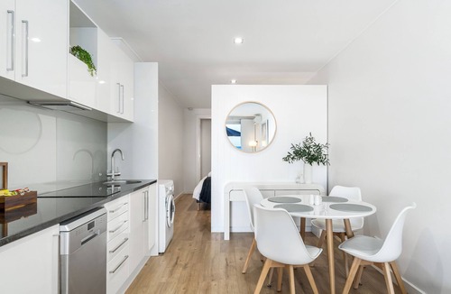 Seacliff Apartment | Steps to the sand | Belle Vista 2 Apartment Seacliff