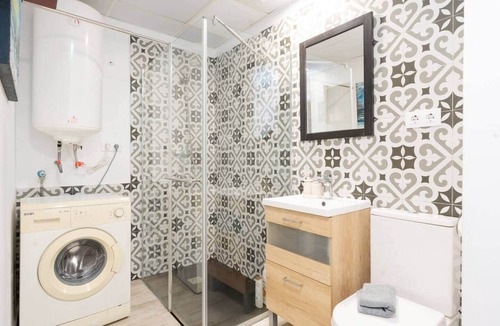 Sant Adria de Besos Apartment | Studio 10' walking distance from the beach and 20' from Bcn Center.