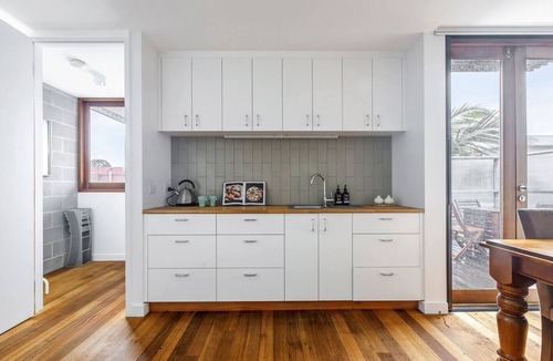 Fitzroy North Apartment | Studio 43 Vintage Warehouse Vibes in Fitzroy North