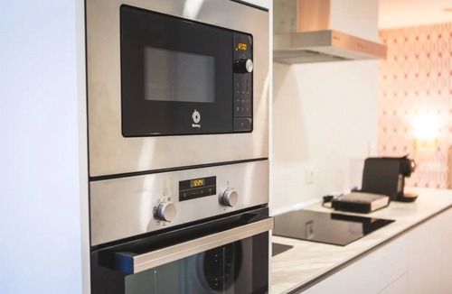 Distrito Sur Apartment | Studio Apartment 'Flores De Cordoba Azahar 1' with Wi-Fi and Air Conditioning