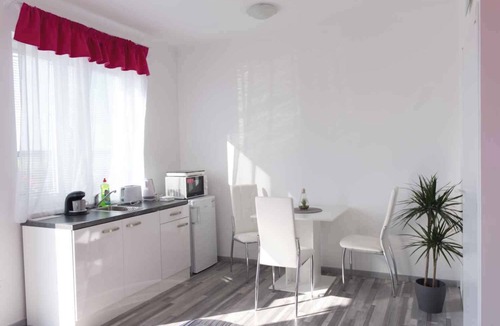 Bukfurdo Apartment | Studio near the thermal bath in Bükfürdö