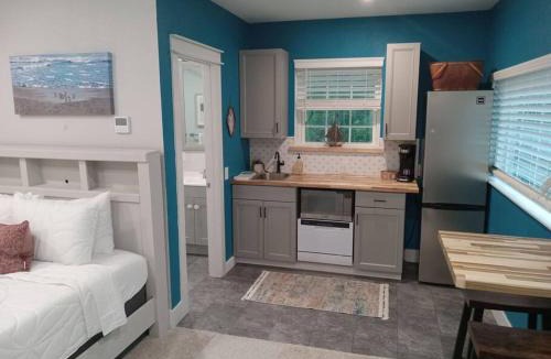 New Warrington Apartment | Studio with Private Beach on Bayou Grande