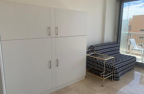 La Rousse Apartment | Studio with Private Parking