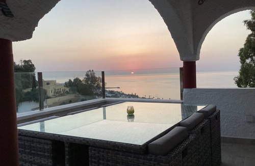 Ventanicas-El Cantal Villa | Stunning Sea Views From Villa, 10 Minute Walk to Beach