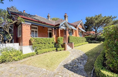 Chatswood House | Stunning Heritage House - Chatswood Mall & Station