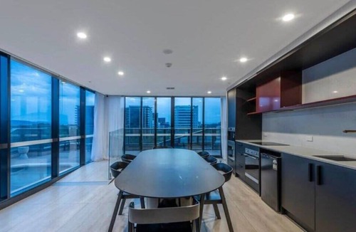 Reid Apartment | Stylish Apartment in Canberra CBD