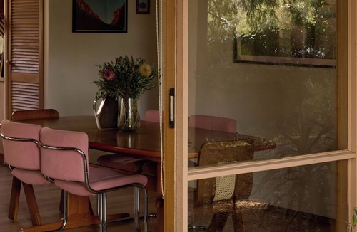 Tootgarook House | Stylish Mid-Century Escape | Sauna + Kid & Dog Heaven