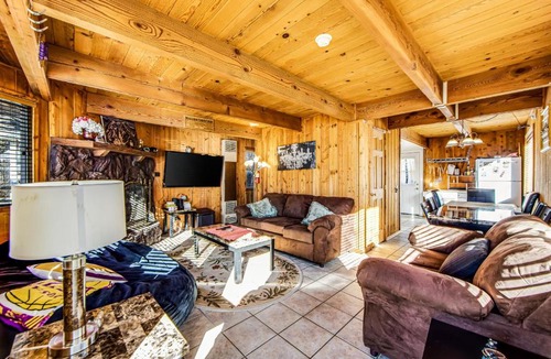 Sugarloaf House | Sugarloaf's Best Kept Secret