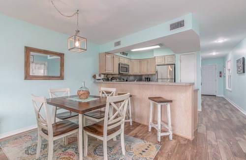 Gulf Shores House | Sun, Beach, Pool & Pickle Ball - Relax & Enjoy Gulf Shores @ Ocean's Spell