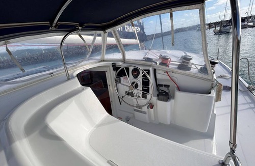 Airlie Beach Boat Rental | Sun-Kissed Sailing Adventure in Gran Barrera de Coral from Playa Airlie, Queensland