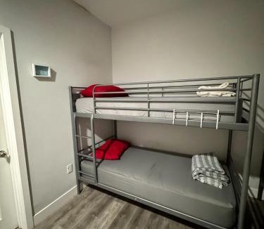 Downtown Los Angeles Hostel | SunnyPineapple
