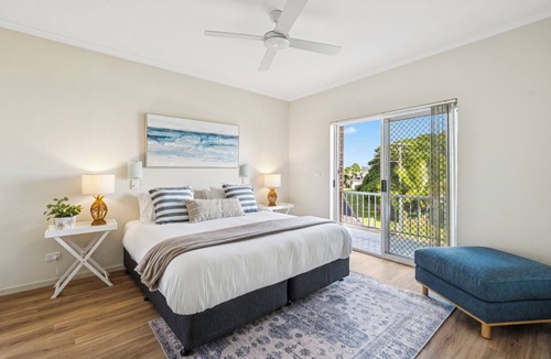 Sawtell Apartment | Sunray – Beachside Bliss Sawtell, Beach, Village
