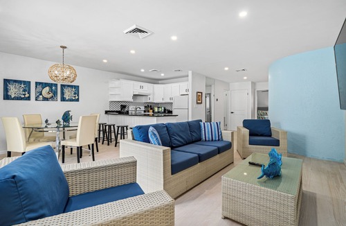 Paradise Island Villa | Sunrise Beach Villas - Stunning, Ocean View Poolside Villa With Beach Access