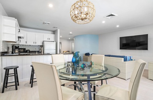 Paradise Island Villa | Sunrise Beach Villas - Stunning, Ocean View Poolside Villa With Beach Access