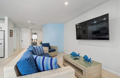 Paradise Island Villa | Sunrise Beach Villas - Stunning, Ocean View Poolside Villa With Beach Access