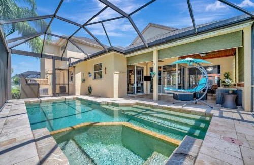River Pointe House | Sunset Waterfront Paradise
