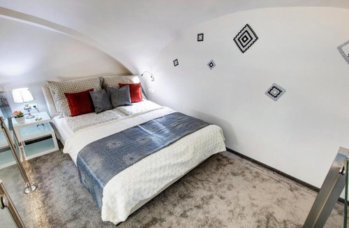 Terezvaros Apartment | Sweet Dreams in the Heart of the City