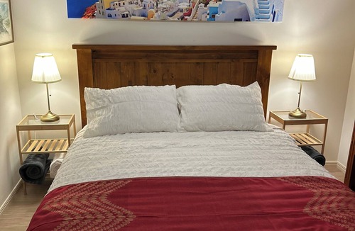 Dundowran Beach Bed & Breakfast | Synergy Beachside Nudist Retreat QB/Hot tub Heated pool private gardens