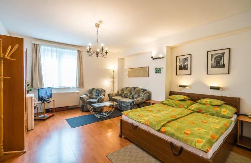 Esztergom Bed & Breakfast | Szent Kristóf Panzió