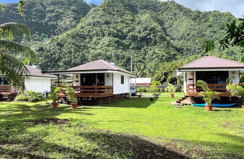 Teahupo'o Ski Chalet | TAHITI ITI - Bungalow Areiti
