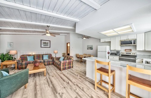 Zephyr Cove Condo | Tahoe gem! Spacious Lake Village condo close to beaches & ski area!