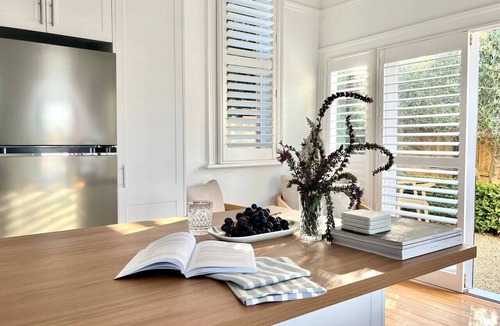 West Hobart House | Tamalin Cottage - A West Hobart Gem
