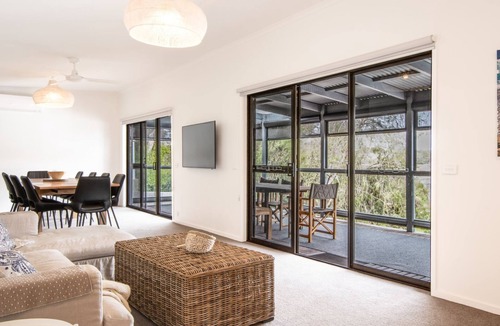 Rye House | Tawny Rest, Coastal Beach House In Rye