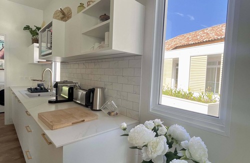 Paea Apartment | Te Miti - Tropical paradise by the sea