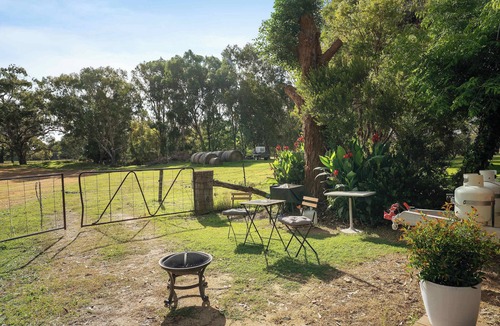 Markwood House | Tea Garden Creek Farm Retreat 2 by Tiny Away