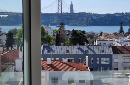 Linda-a-Velha Apartment | Tejo River View Apartment nearby Belém
