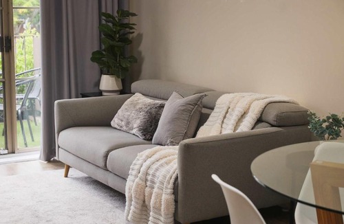 Templestowe Apartment | Templestowe Village - 2BR Parking Pet-Friendly