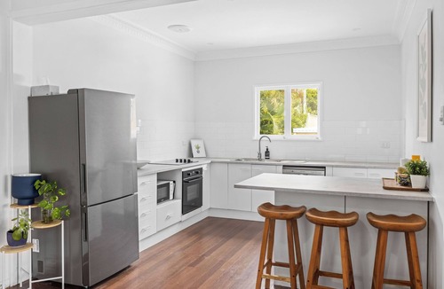 Woorim House | The Blue Beachside Bungalow