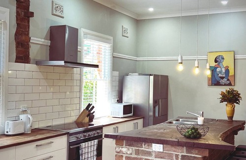 Dubbo House | The BnB filled to the brim with character and charm!