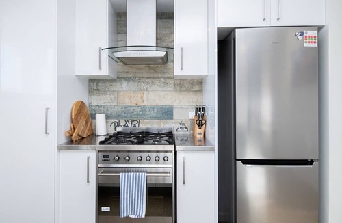 Glenroi Villa | The Endsleigh II - Cosy 2 Bedroom Villa, near CBD