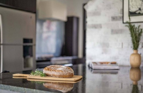 Terara House | The Lodge - Historic Getaway in a Prime Destination