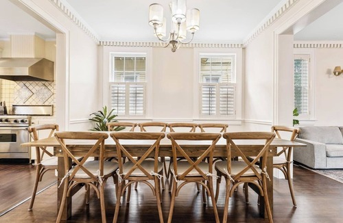 Montgomery House | The Montgomery Manor