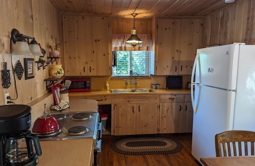 Pinehurst Cottage | The Moore's Cabin