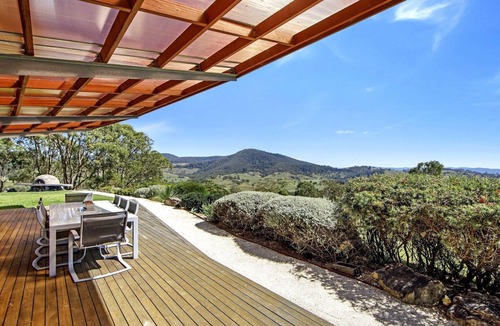 Barrington House | The Retreat - A Private Architectural Home Overlooking the Barrington Valley