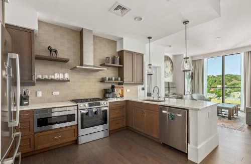 Downtown Asheville Apartment | The Views Over Pack Square
