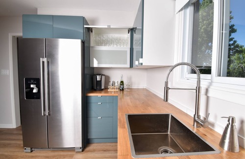 Wellington House | The Vine House - Go to the vineyards!