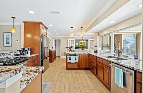 Venetian Way House | This house is a 4 bedroom(s), 2 bathrooms, located in Cocoa Beach, FL.