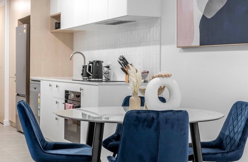 Phillip Apartment | ThLittle Luxe Phillip City Fringe Retreat